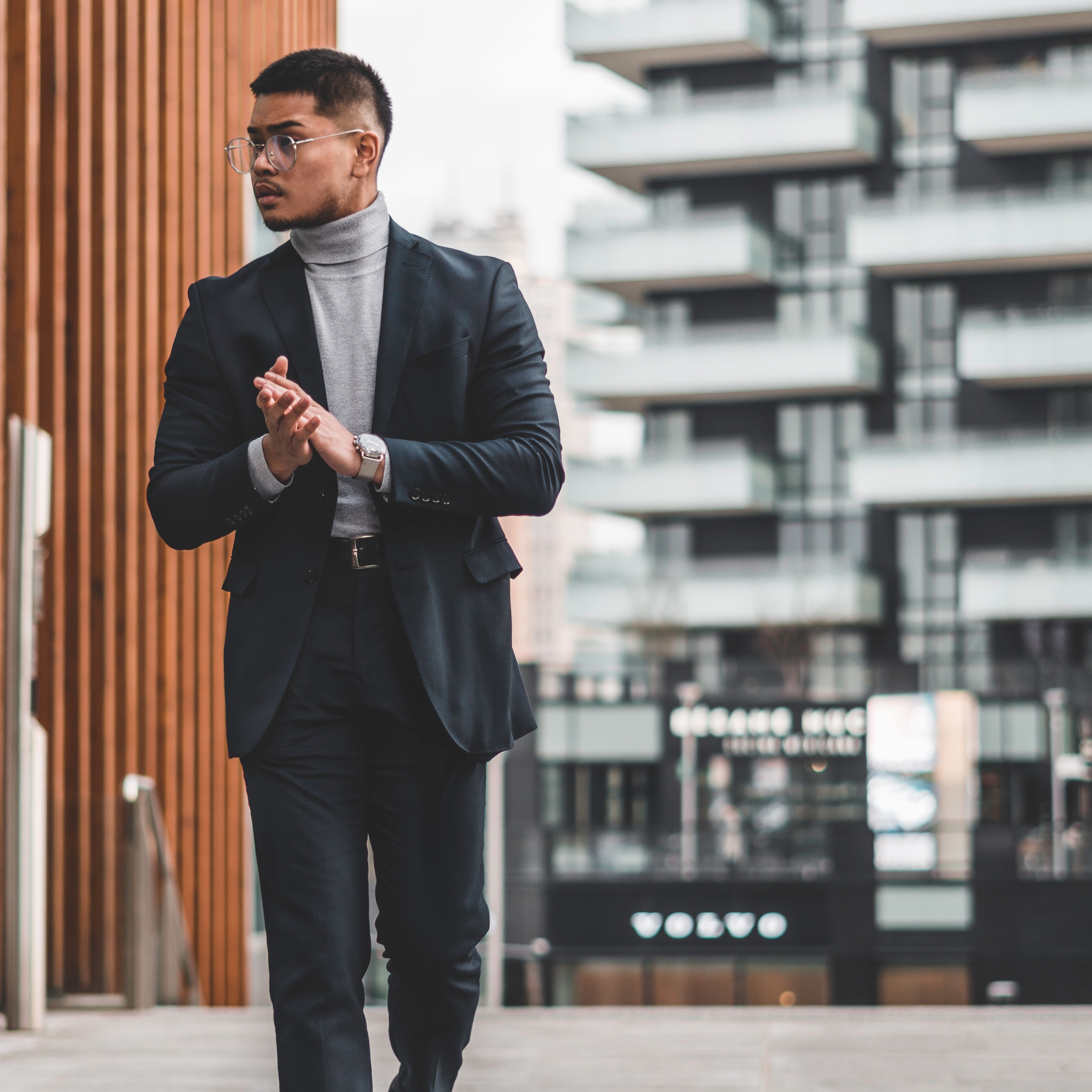 Man with short hair and casual suit